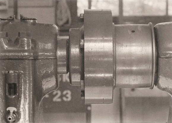 Motor Pulley Lock 23